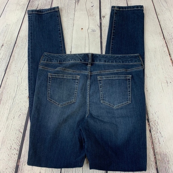 Torrid Premium Dark Wash Skinny Jeans - Picture 2 of 6